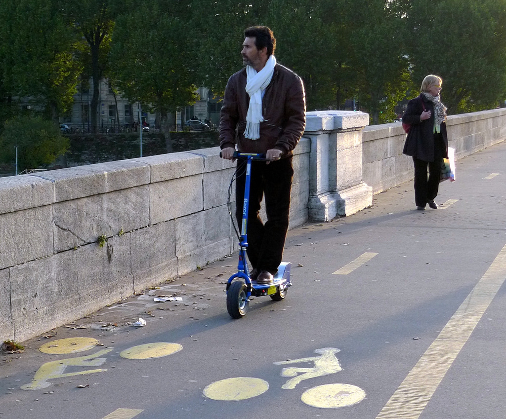 Trotinnette electrique, moyen de déplacement urbain